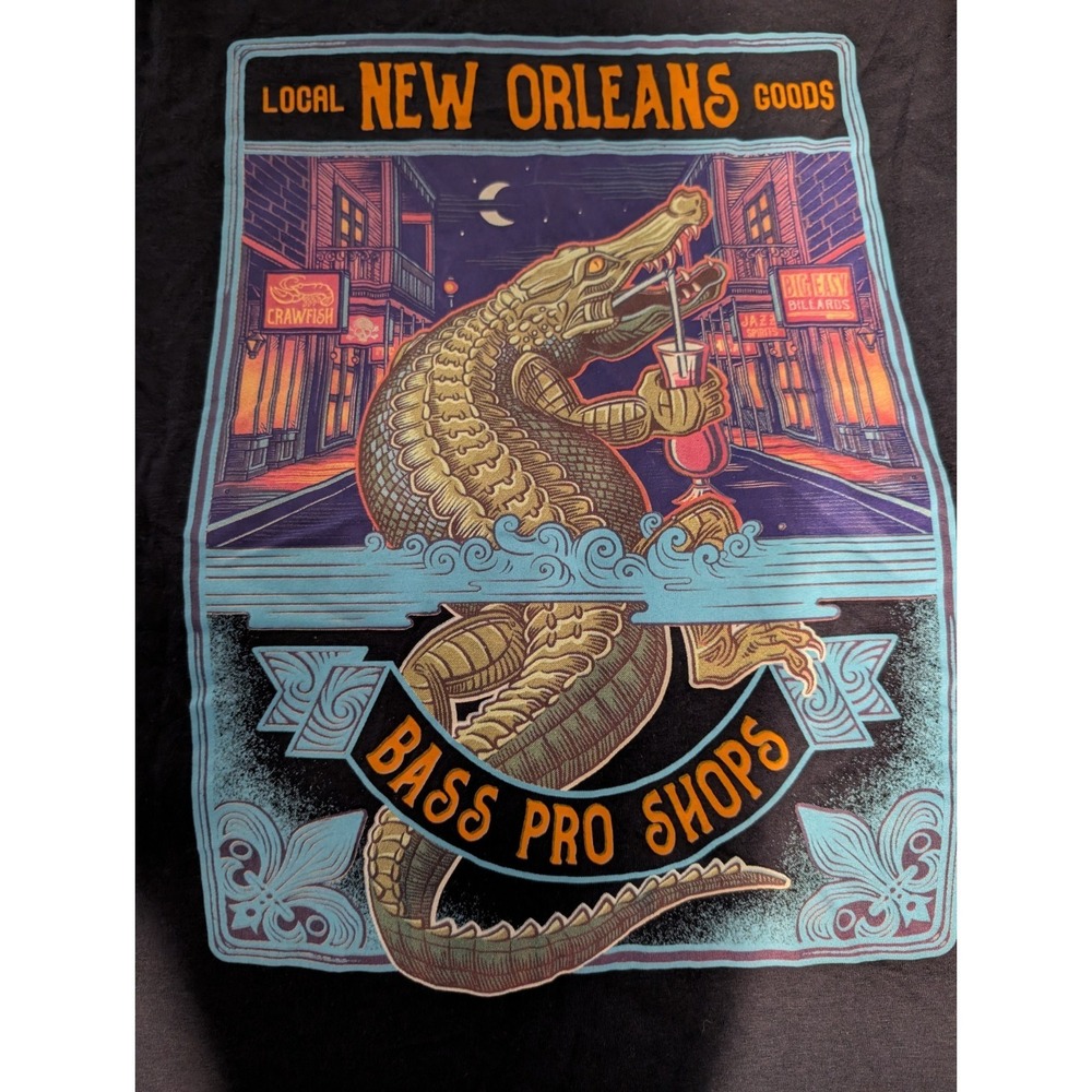 New Orleans Bass Pro Shops  Shirt Size Small